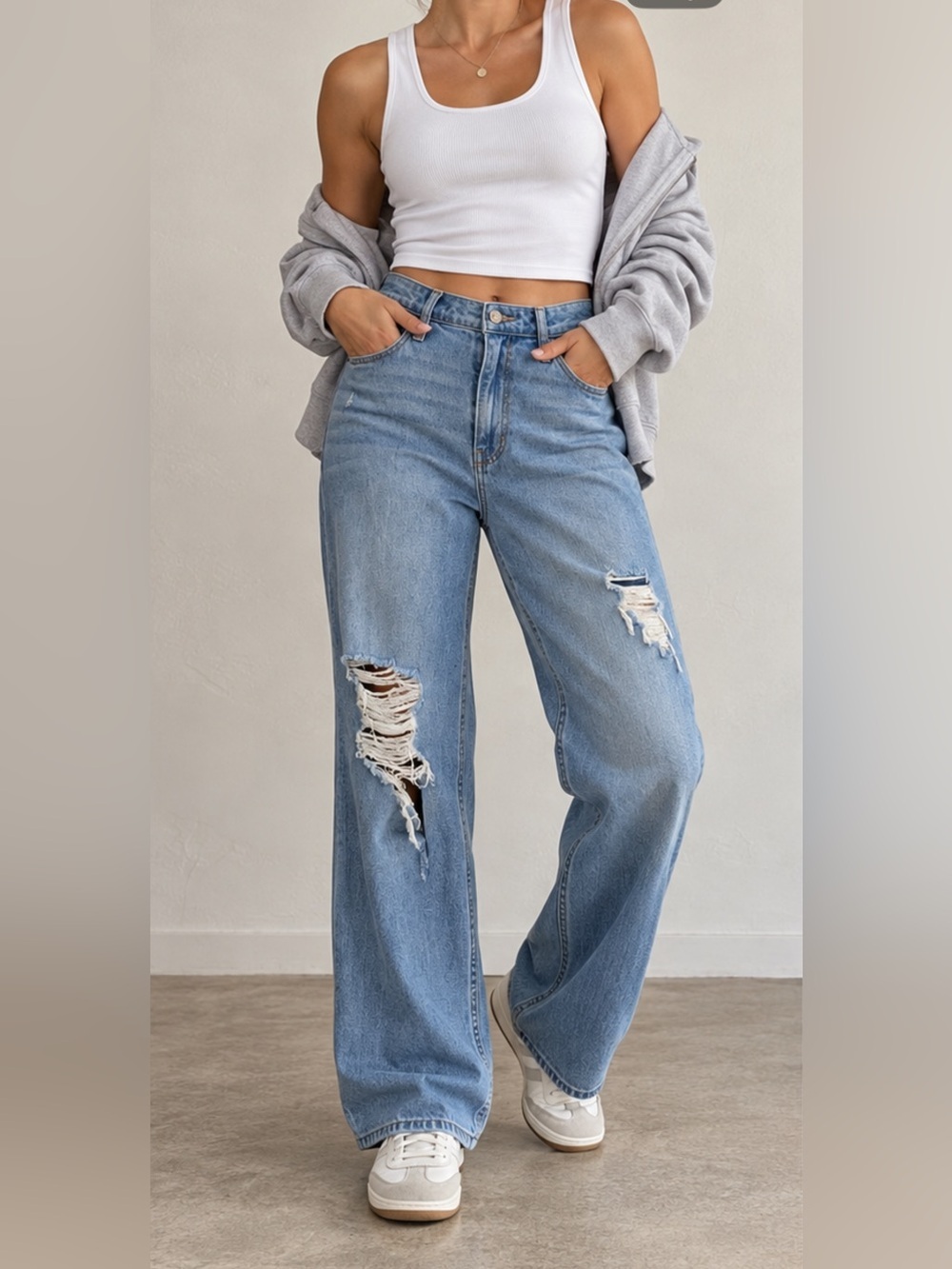 Hollister ultra-rise dad jean OS w24 l29 light wash